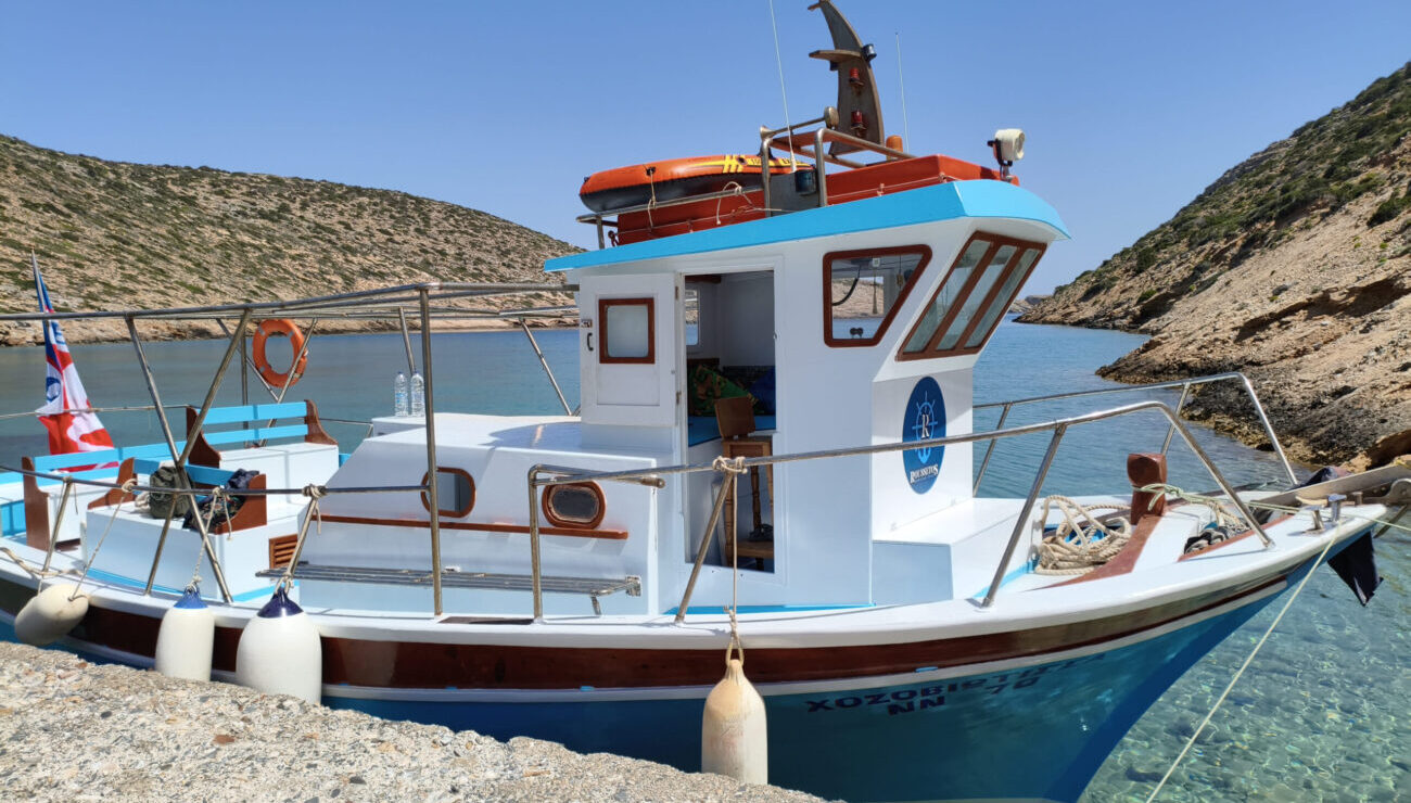 Amorgos Boat cruize Xozobiotissa