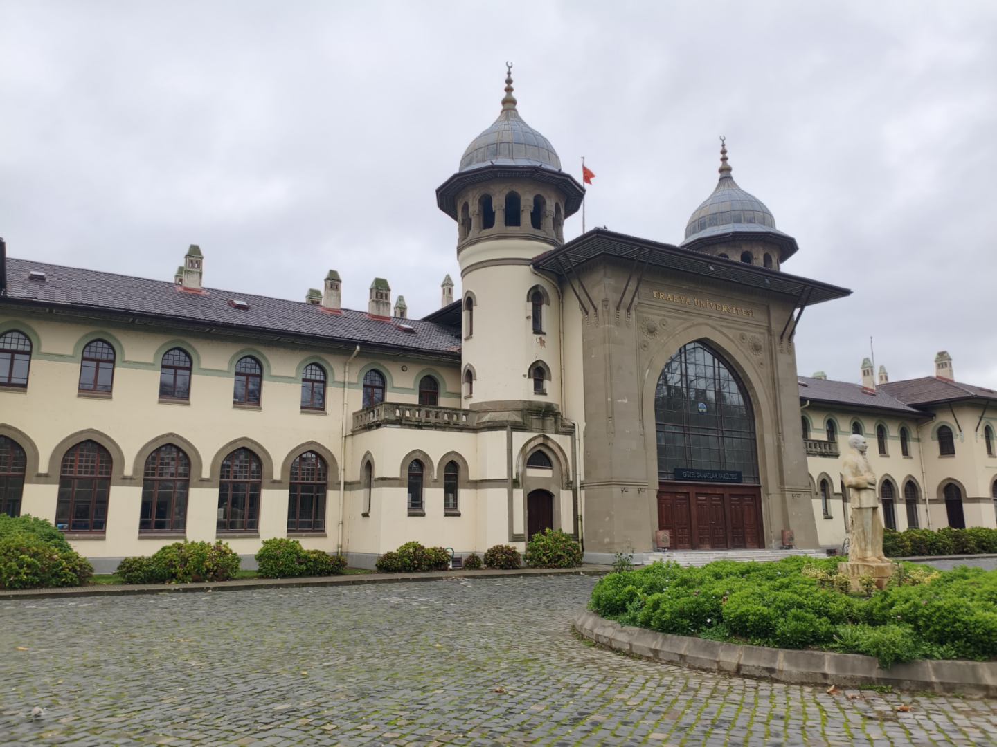 Karaagac train station